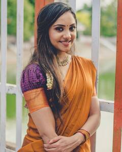 Actress Smruthi Venkat : அழகே! பேரழகாய் நடிகை ஸ்ம்ருதி வெங்கட்.. அழகிய லேட்டஸ்ட் புகைப்படங்கள்!