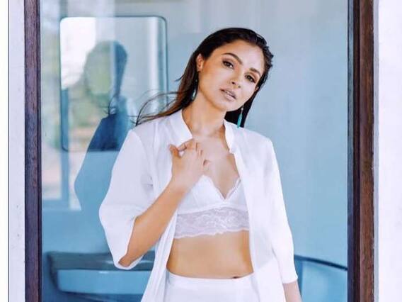 Andrea Jeremiah Photos: అల్లరి ఆండ్రియా అందమైన ఫొటోస్ Andrea Jeremiah Photos: అల్లరి ఆండ్రియా అందమైన ఫొటోస్