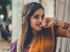 Actress Smruthi Venkat : அழகே! பேரழகாய் நடிகை ஸ்ம்ருதி வெங்கட்.. அழகிய லேட்டஸ்ட் புகைப்படங்கள்!