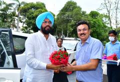 ਪਸ਼ੂ ਪਾਲਣ ਅਤੇ ਡੇਅਰੀ ਵਿਕਾਸ ਮੰਤਰੀ ਕੁਲਦੀਪ ਧਾਲੀਵਾਲ ਨੇ ਗੁਜਰਾਤ ਦੇ ਅਮੁਲ ਪਲਾਟਾਂ ਦਾ ਕੀਤਾ ਦੌਰਾ