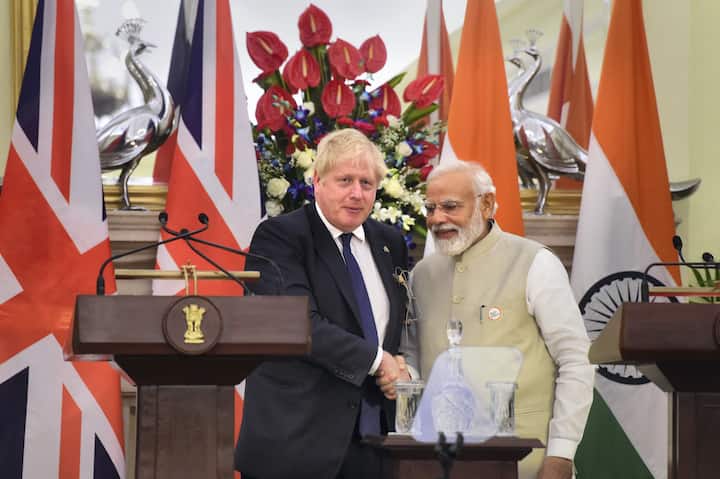At the event, both leaders witnessed the exchange of agreements between India and the United Kingdom. (Image Source: PTI)