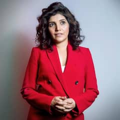 Mukta Barve : ‘व्हायरस परत आलाय!!!’ मुक्ता बर्वेची पोस्ट सोशल मीडियावर चर्चेत!