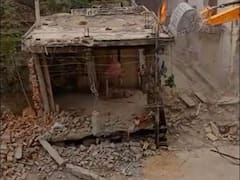 Alwar Temple Demolition: राजगढ़ में मंदिर तोड़े जाने को बीजेपी और कांग्रेस आमने-सामने, एक दूसरे पर लगाए गंभीर आरोप