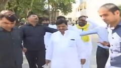 Azam Khan से मिलने Sitapur जेल पहुंचे Shivpal Yadav, क्या अखिलेश की बढ़ेगी टेंशन?