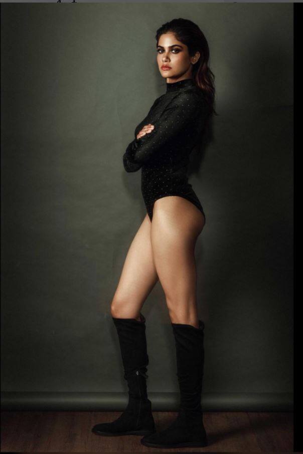 આશ્રમ વેબ સિરીઝથી જાણીતી થયેલી અદિતી પોહાનકર સોશિયલ મીડિયા પર પોતાની તસવીરો શેર કરતી રહે છે