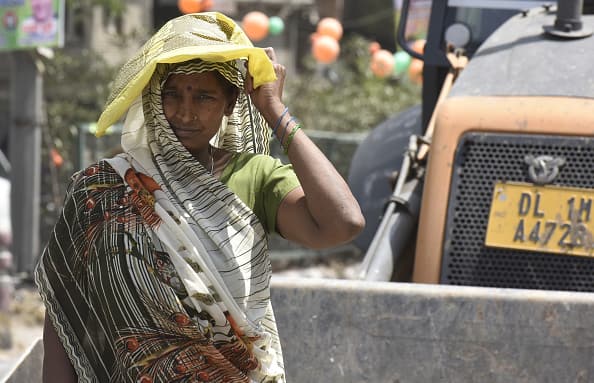 Heatwave To Return In Delhi Next Week, Temperatures May Touch 44 Degrees: IMD Heatwave To Return In Delhi Next Week, Temperatures May Touch 44 Degrees: IMD