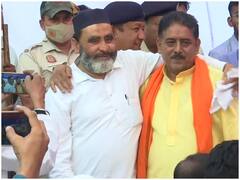 Jahangirpuri Violence: Hindus, Muslims Exchange Hugs And Handshakes, To Take Out Tiranga Yatra