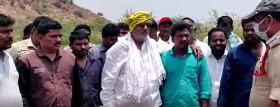 JC Prabhakar Reddy: టీడీపీ నేతల చీనీ చెట్ల నరికివేత.. పరామర్శించిన జేసీ ప్రభాకర్ రెడ్డి | ABP Desam