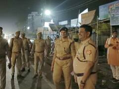 Raebareli News: पुलिस ने लगाई शराबियों की क्लास, लावारिस गाड़ियों का काटा चालान