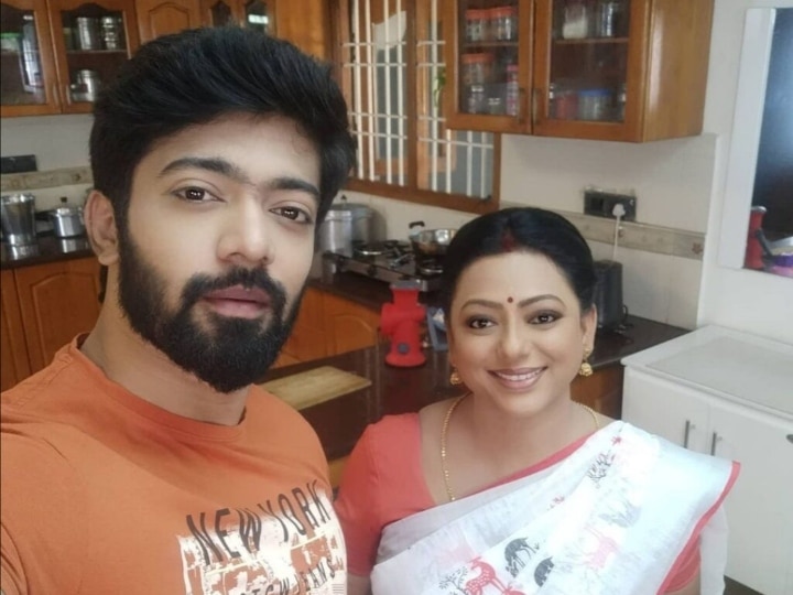 Baakiyalakshmi Suchithra : ”நான் விருது வாங்குறதை பாக்க அம்மா இல்லையே..” : கண்ணீர்விட்ட பாக்கியலஷ்மி சுசித்ரா