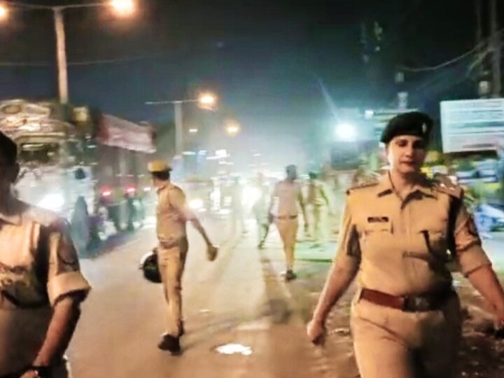 Raebareli News: पुलिस ने लगाई शराबियों की क्लास, लावारिस गाड़ियों का काटा चालान