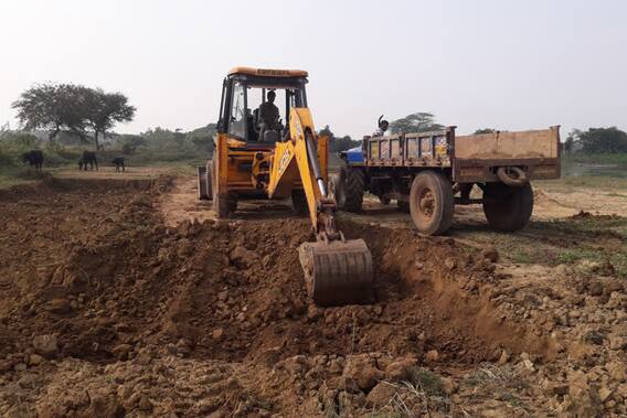 Soil Conflicts: ఉమ్మడి కృష్ణా జిల్లాలో మట్టి దుమారం.. పలు చోట్ల ఉద్రిక్తతలు | ABP Desam