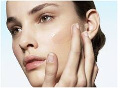 Skin Care Tips: मुलायम स्किन पाने के लिए रात में सोने से पहले फॉलो करें ये रूटीन