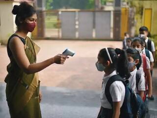Kids Immunity : कोरोनापासून मुलांचं संरक्षण कसं करावं ? 'या' विटामिनचा करा आहारात समावेश