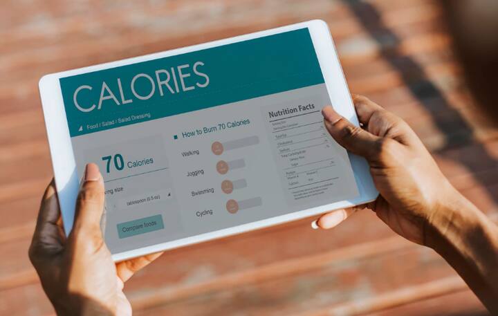 पपीता में कैलोरी की मात्रा काफी कम होती है. ऐसे में अगर आप रोजाना पपीता खाते हैं तो आपके शरीर को कम कैलोरी मिलती है, जिसके आपका वजन घट सकता है.