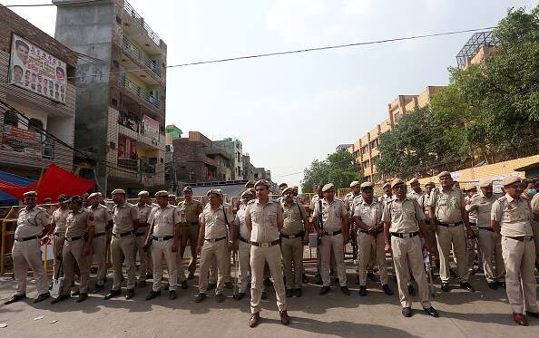 Jahangirpuri Violence | 4 Arrested, Five Charged Under NSA Sent To 8-Day Police Custody: Report Jahangirpuri Violence | 4 Arrested, Five Charged Under NSA Sent To 8-Day Police Custody: Report