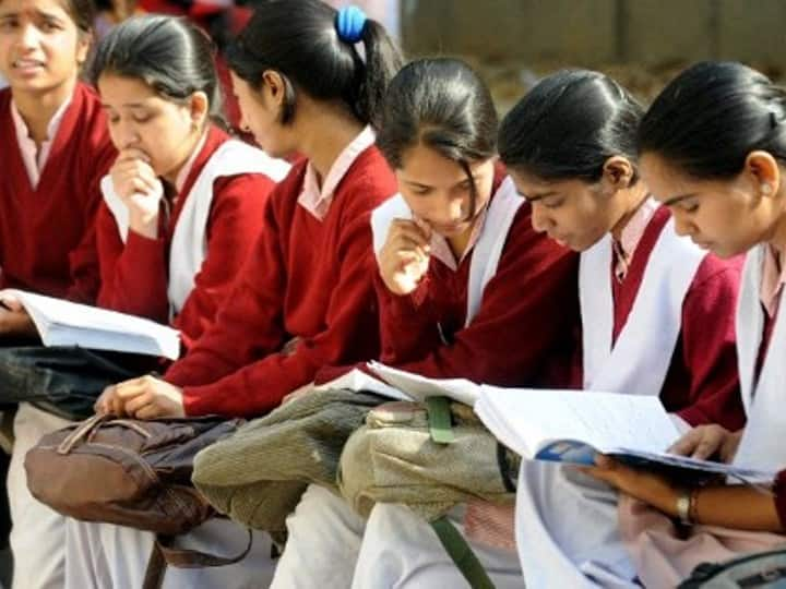 CBSE Term 2 10th 12th Result 2022 cbse term 2 result date time latest news updates marathi news CBSE Term 2 10th 12th Result 2022  : CBSE टर्म 2 चा निकाल कधी जाहीर होणार? जाणून घ्या तारीख, वेळ