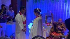IAS Couple Wedding: অগ্নিশিখা নয়, অম্বেডকরকে সাক্ষী রেখে চারহাত এক হল IAS যুগলের