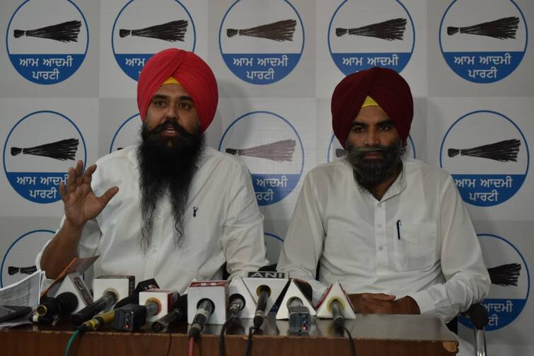 AAP responds to opponents after political turmoil over Knowledge Sharing Agreement ਨੌਲੇਜ਼ ਸ਼ੇਅਰਿੰਗ ਕਰਾਰ 'ਤੇ ਸਿਆਸੀ ਘਮਸਾਣ ਮਗਰੋਂ 'ਆਪ' ਦਾ ਵਿਰੋਧੀਆਂ ਨੂੰ ਜਵਾਬ