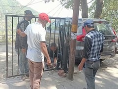 Mussoorie News: मसूरी में एसडीएम को मिली अवैध कब्जे की शिकायत, नगर पालिका को आदेश देकर तुरंत कराया ध्वस्त