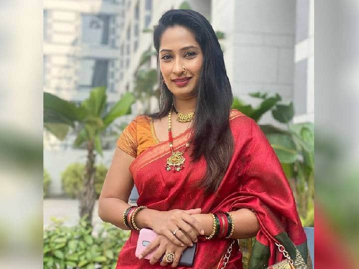 अभिनेत्री प्रिया मराठे हे मराठी मनोरंजन विश्वातील एक चर्चित नाव आहे. प्रियाने अनेक हिंदी, मराठी मालिकांमधून आपल्या अभिनयाची चुणूक दाखवली आहे.