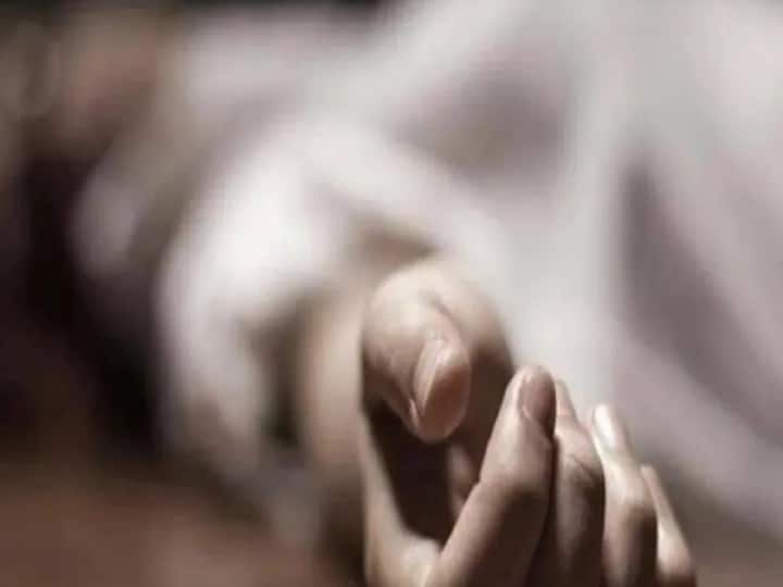 After a minor altercation, the husband killed his wife by hitting the floor, arrested Delhi Crime News: मामूली कहासुनी के बाद पति ने पत्नी का चेहरा फर्श से टकराकर की हत्या, गिरफ्तार