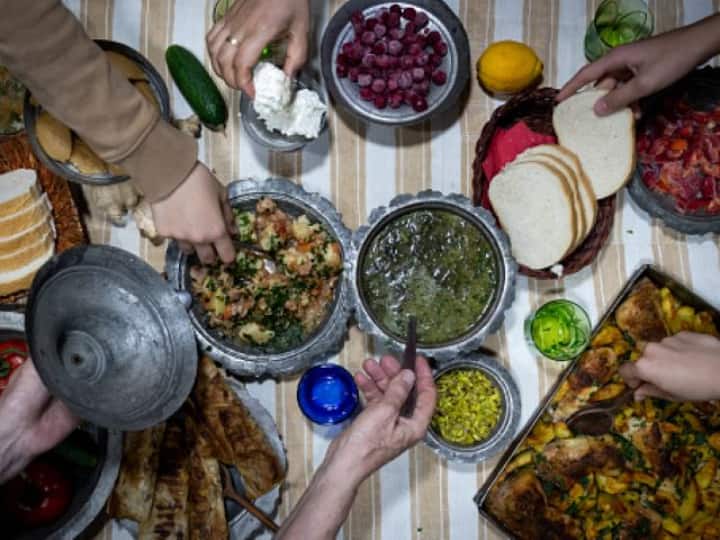 Indian Army Deletes Iftar Party Tweet Hours Later After Being Trolled Receives Backlash From Veterans Indian Army Deletes Tweet On Iftar Party In Jammu & Kashmir's Doda Hours After Being Trolled