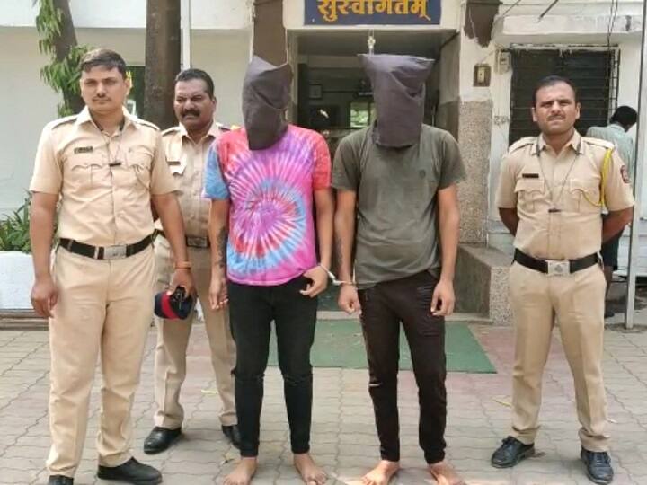 Kalyan Crime News Kalyan Crime News with help of chilli powder and knife threatened robbed trader Maharashtra Kalyan Crime News : डोळ्यात मिरची पूड टाकली, त्यानंतर चाकूचा धाक दाखवला अन् व्यापाऱ्याला लुटलं