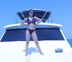 બ્લેક બિકીનીમાં આ અભિનેત્રીએ પાર કરી તમામ હદો