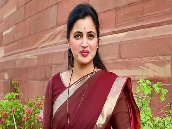 Hanuman Chalisa : MP Navneet Rana, her MLA husband Ravi Rana arrested முதலமைச்சர் வீடு முன்பு ஹனுமன் பாடல்! அடம்பிடித்த கருணாஸ் பட நடிகை நவ்னீத் ராணா கைது