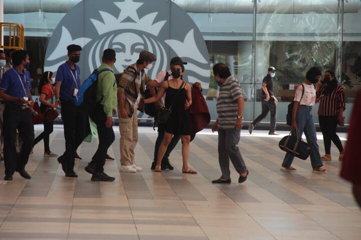 रणबीर कपूर और रश्मिका मंदाना पिछले कुछ दिनों से हिमाचल प्रदेश के मनाली में 'एनिमल' की शूटिंग में बिज़ी थे. (तस्वीर: मानव मंगलानी)