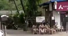 Hanuman Chalisa Row: Navneet-Ravi Rana to stay in Santacruz police station until RT-PCR test report