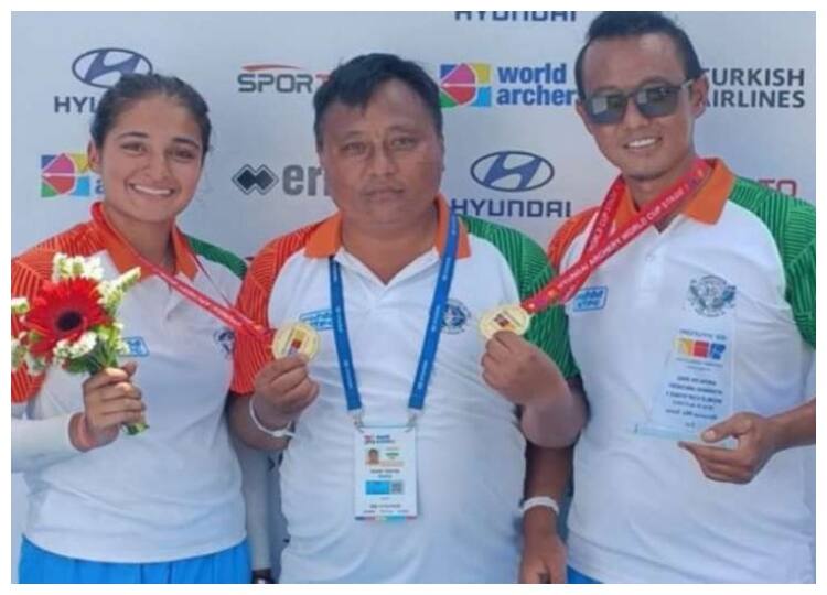 Archery World Cup 2022: Tarundeep Rai, Ridhi clinch recurve mixed team gold in thrilling final Archery World Cup 2022: तीरंदाजी विश्व कप में भारत ने जीता दूसरा गोल्ड, तरुण-रिद्धि ने ब्रिटिश जोड़ी को हराया