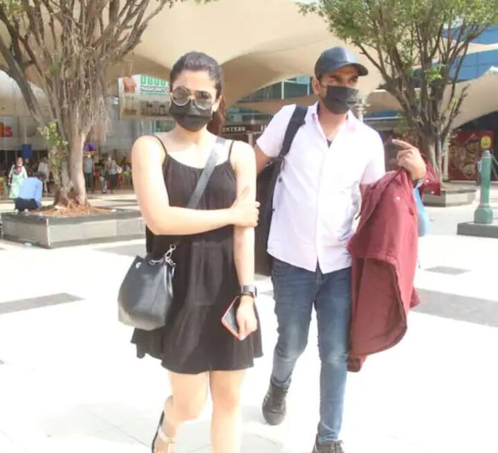 ਦੱਸ ਦੇਈਏ ਕਿ ਸ਼ੁੱਕਰਵਾਰ ਨੂੰ ਹੀ ਨਿਰਮਾਤਾਵਾਂ ਨੇ ਫਿਲਮ 'Animal' ਦਾ ਅਧਿਕਾਰਤ ਐਲਾਨ ਕੀਤਾ ਹੈ।