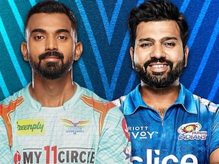 LSG vs MI: रोहित शर्मा ने टॉस जीतकर गेंदबाजी चुनी, इन खिलाड़ियों का कटा पत्ता, ऐसी है दोनों की प्लेइंग XI