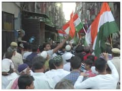 Jahangirpuri Iftar Party: जहांगीरपुरी में दिखने लगी अमन और शांति, कल तिरंगा यात्रा के बाद आज दोनों समुदाय करेंगे इफ्तार पार्टी