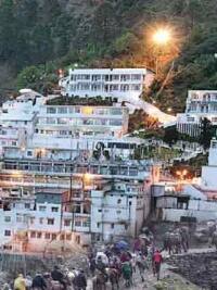 वैष्णों मंदिर के पास घूमने की फेमस जगहें