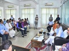 UP News: डिप्टी ब्रजेश पाठक का स्वास्थ्य अधिकारियों को निर्देश, कहा- 2025 तक टीबी की बीमारी को हो खात्मा