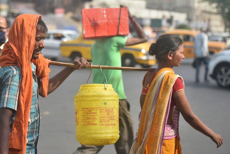 West Bengal Heat Wave In Districts, Temperature Touches 42 degree West Bengal Heat Wave : ঝলসানো রোদ, পুড়ছে উত্তর থেকে দক্ষিণবঙ্গ, জানুন জেলাভিত্তিক তাপমাত্রা