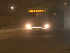 Watch: राजधानी दिल्ली में अचानक आई तेज आंधी, मौसम में आया बदलाव