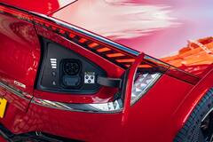 Kia EV6 Electric Car लवकरच भारतीय बाजारात लॉन्च होणार; पाहा फोटो!