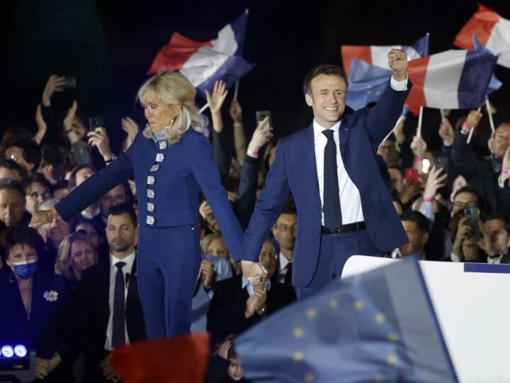 2022 France Presidential Election Results Emmanuel Macron wins second term as French President congratulations pour in France Elections 2022: इमैनुएल मैक्रों ने 58.2% वोट के साथ लगातार दूसरी बार जीता राष्ट्रपति चुनाव, एफिल टावर पर जश्न, PM मोदी ने दी बधाई
