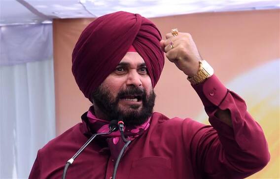 ਬਿਜਲੀ ਮੁੱਦੇ 'ਤੇ AAP ਖ਼ਿਲਾਫਡ ਸਿੱਧੂ ਦਾ ਮੋਰਚਾ; ਕਿਹਾ- ਸਵੇਰ ਤੋਂ ਲੈ ਕੇ ਸ਼ਾਮ ਤਕ ਝੂਠ ਵੇਚਦੈ Kejriwal