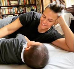 Neha Dhupia Children: ਬੇਟੇ ਨਾਲ ਯੋਗਾ ਕਰਦੇ ਨੇਹਾ ਧੂਪੀਆ ਨੇ ਸ਼ੇਅਰ ਕੀਤੀਆਂ ਖੂਬਸੂਰਤ ਤਸਵੀਰਾਂ, ਤੁਸੀਂ ਵੀ ਨਹੀਂ ਹਟਾ ਪਾਓਗੇ ਨਜ਼ਰਾਂ