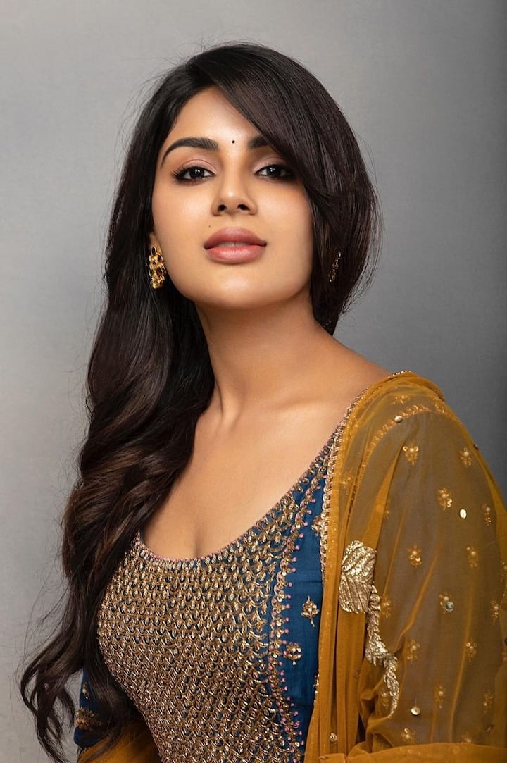 மாணிக்க தேரே உன்னை மலர் கொண்டு பூசிதேன் என்னை நான் கில்லி இது நிஜம் தான சோதித்தேன்
