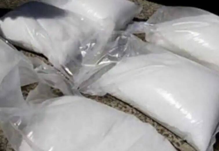 1439 crore heroin seized at Kandla port, accused arrested from Amritsar ਕਾਂਡਲਾ ਪੋਰਟ 'ਤੇ 1439 ਕਰੋੜ ਰੁਪਏ ਦੀ ਹੈਰੋਇਨ ਜ਼ਬਤ, ਆਰੋਪੀ ਅੰਮ੍ਰਿਤਸਰ ਤੋਂ ਗ੍ਰਿਫਤਾਰ