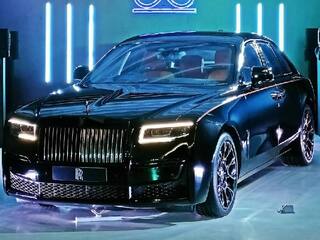 Rolls-Royce Ghost Black Badge: క్లాస్ లుక్స్‌తో వావ్ అనిపిస్తున్న రోల్స్ రాయిస్ ఘోస్ట్ బ్లాక్ బ్యాడ్జ్ - దేశంలో అత్యంత ఖరీదైన కొత్త కారు ఇదే!