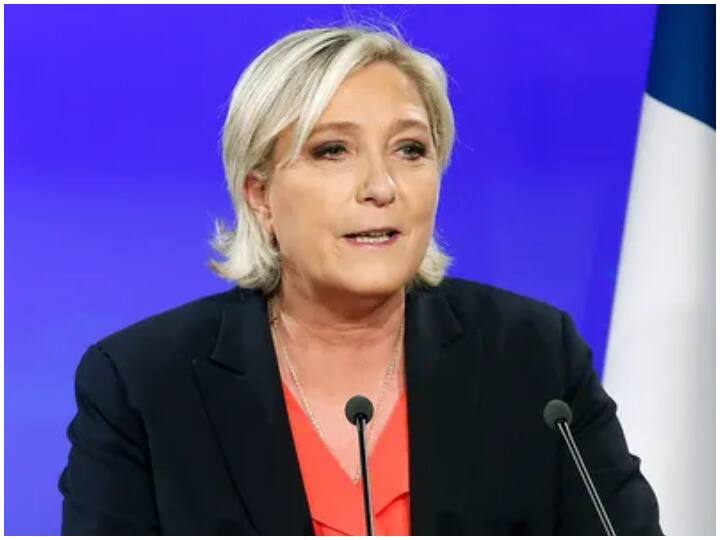 Emmanuel Macron Victory: मैक्रों से हार के बाद ले पेन ने खुद को दी बधाई, कहा-' शानदार जीत' Marine Le Pen addressed people after Election Result he praise herself and criticize Macron Emmanuel Macron Victory: मैक्रों से हार के बाद ले पेन ने खुद को दी बधाई, कहा-' शानदार जीत'