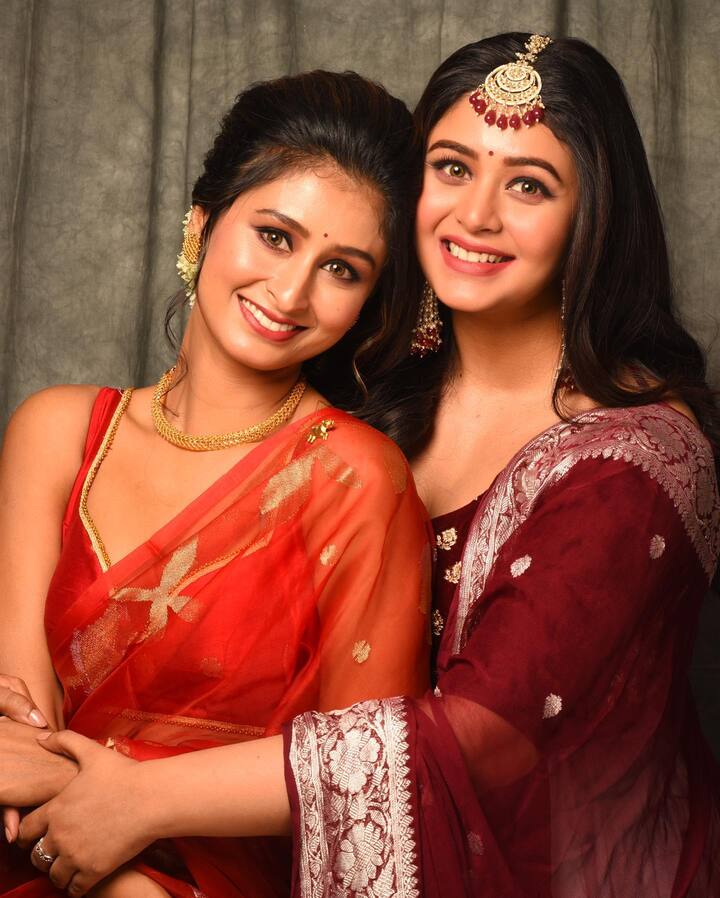 ডিসেম্বর মাসে বিয়ে হওয়ার কথা ছিল চিত্রাঙ্গদা ও সম্বিতের। কিন্তু করোনার কারণে পিছিয়ে যায় বিয়ে। করোনা আক্রান্ত হয়েছিলেন খোদ চিত্রাঙ্গদাই। বাধ্য হয়েই পিছিয়ে দিতে হয় বিয়ে।