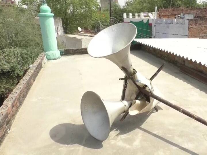 Loudspeaker Controversy: राम जानकी मंदिर और सुन्नी जामा मस्जिद में बंद हुआ लाउडस्पीकर, शांति समिति की बैठक में हुआ फैसला Ayodhya Ram Janki temple and Sunni Jama Masjid in Gandhi chowk decided to bring down the loudspeaker during Controversy Loudspeaker Controversy: राम जानकी मंदिर और सुन्नी जामा मस्जिद में बंद हुआ लाउडस्पीकर, शांति समिति की बैठक में हुआ फैसला